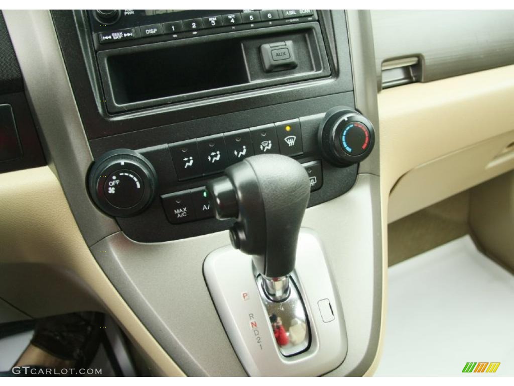 2008 CR-V LX 4WD - Green Tea Metallic / Ivory photo #23