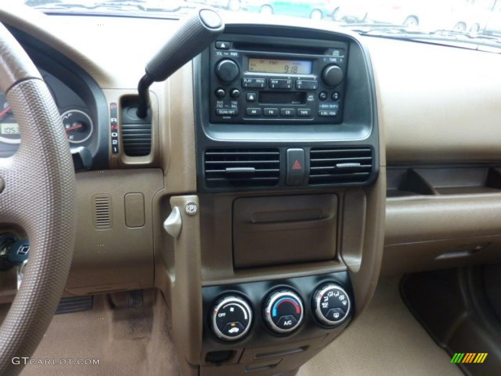 2003 Honda CR-V LX 4WD Controls Photo #48373228