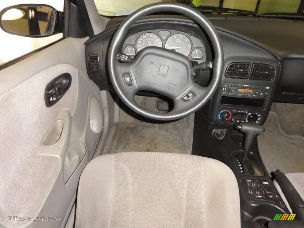 2002 Saturn S Series SL2 Sedan Gray Steering Wheel Photo #48375251