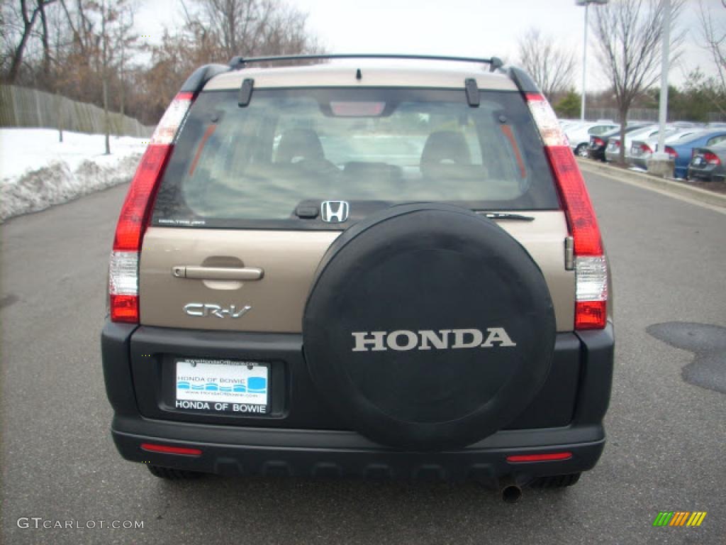 2005 CR-V LX 4WD - Sahara Sand Metallic / Ivory photo #4