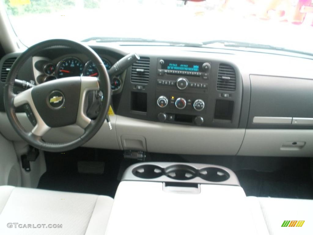 2009 Chevrolet Silverado 1500 LT Crew Cab Light Titanium Dashboard