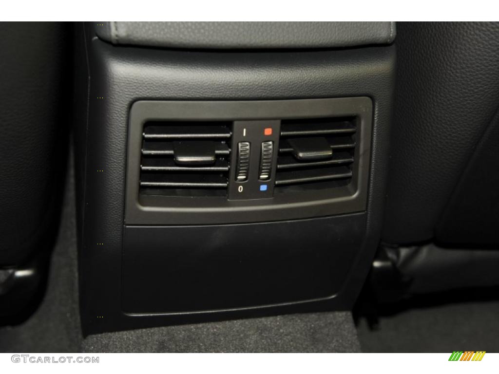 2011 3 Series 328i Sedan - Jet Black / Black Dakota Leather photo #16