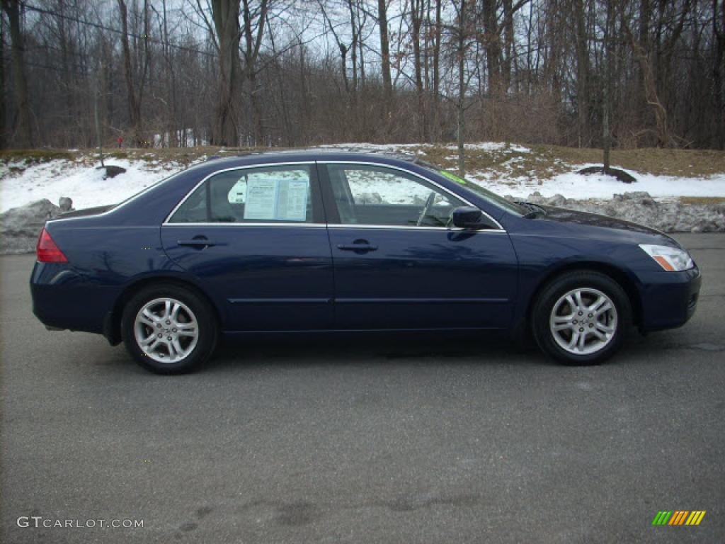 2006 Accord EX-L Sedan - Royal Blue Pearl / Gray photo #2