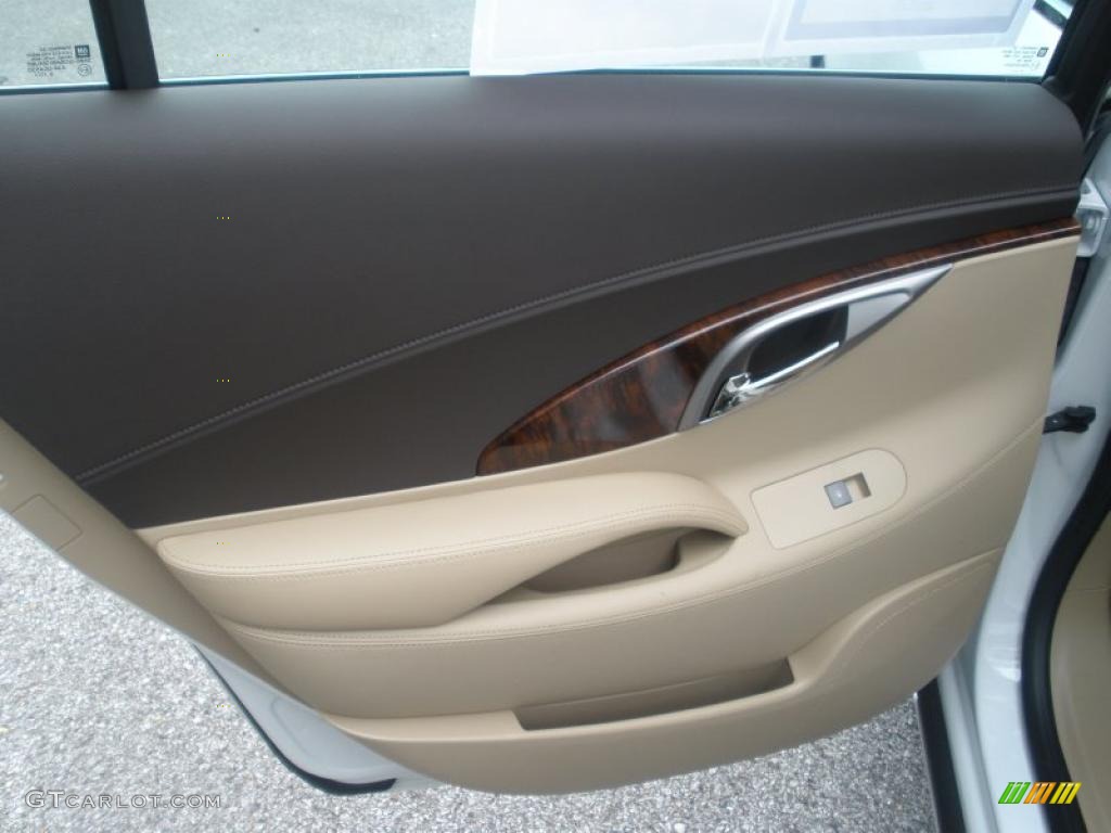 2011 Buick LaCrosse CX Cocoa/Cashmere Door Panel Photo #48378206