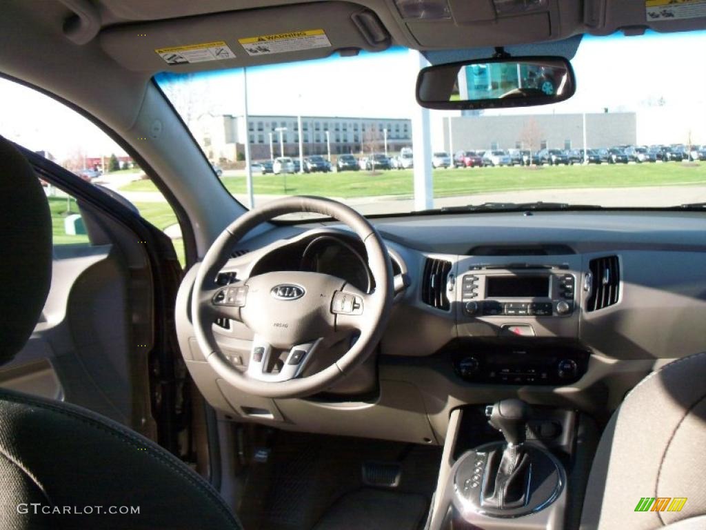 2011 Sportage EX AWD - Sand Track / Alpine Gray photo #13