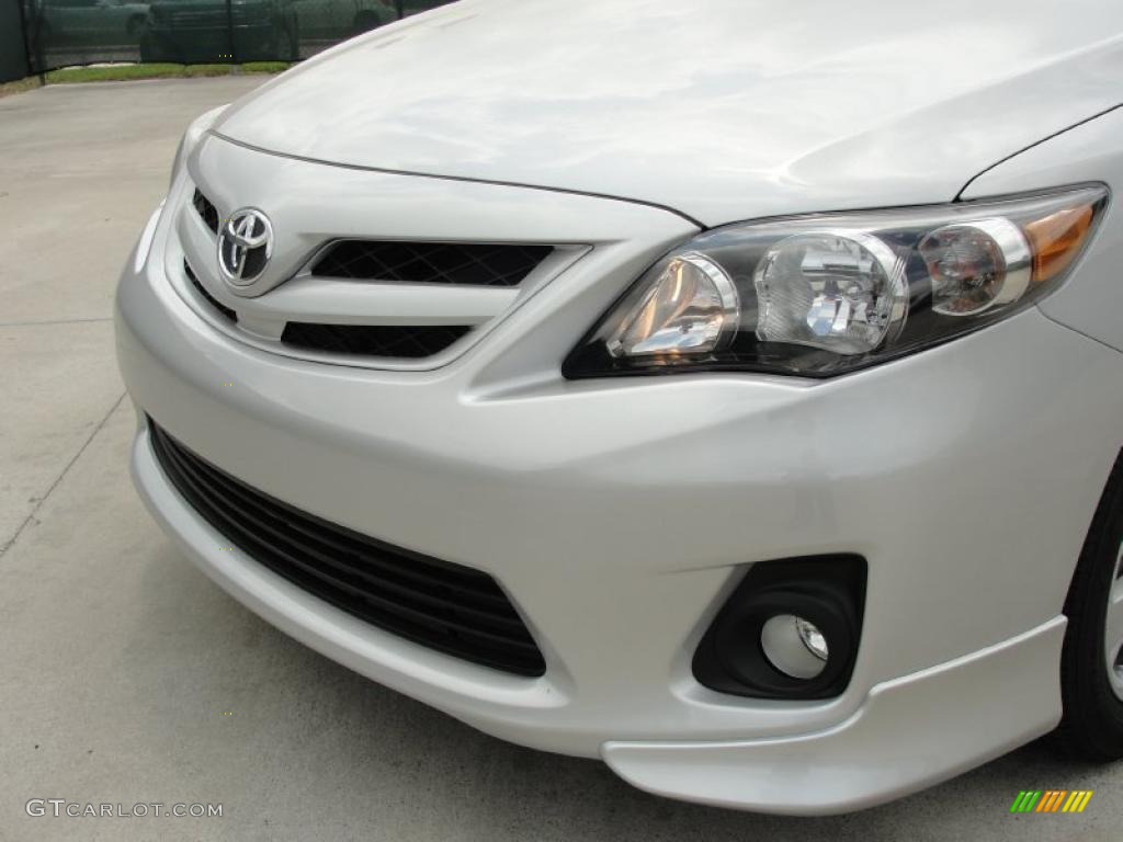 Classic Silver Metallic 2011 Toyota Corolla S Exterior Photo #48380549