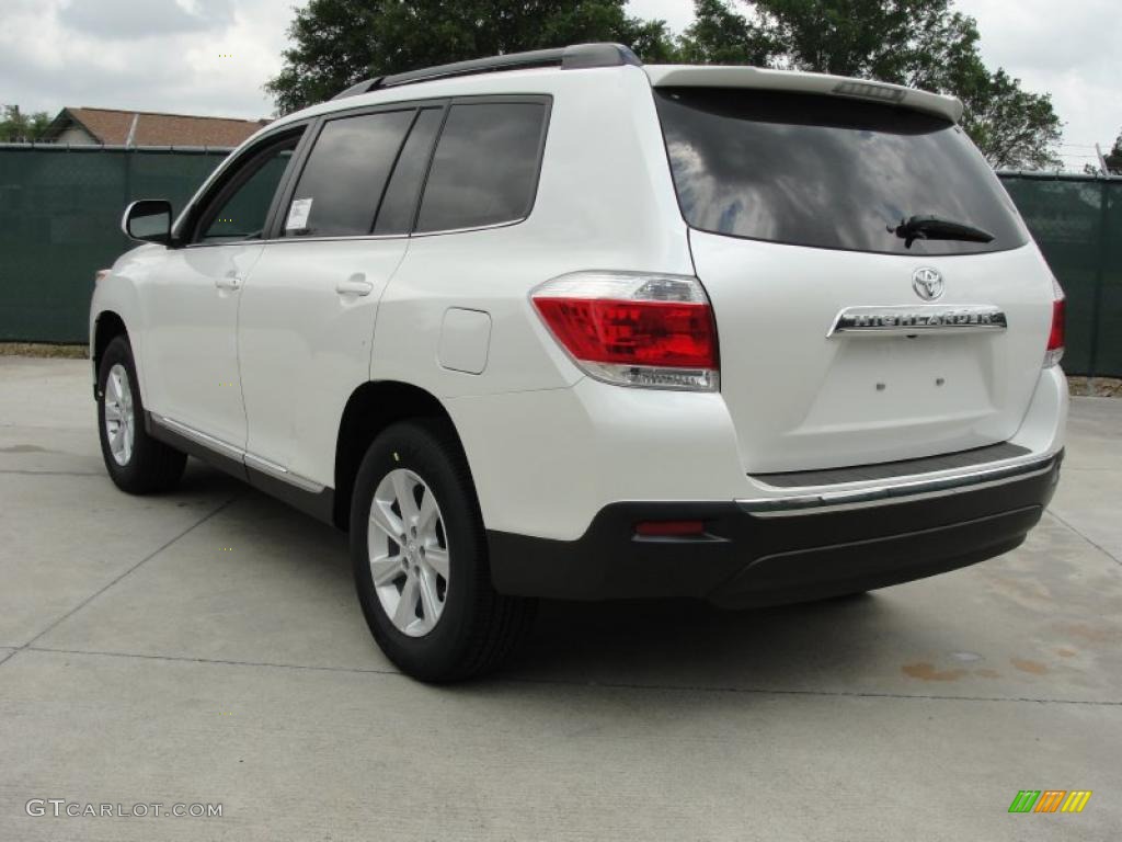 Blizzard White Pearl 2011 Toyota Highlander Standard Highlander Model Exterior Photo #48381896
