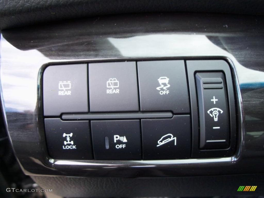 2011 Kia Sorento EX V6 AWD Controls Photos