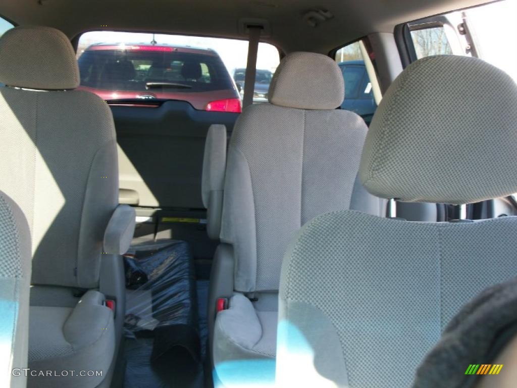 Gray Interior 2011 Kia Sedona EX Photo #48382874
