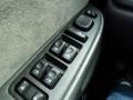 Dark Charcoal Controls Photo for 2003 Chevrolet Silverado 2500HD #48383189