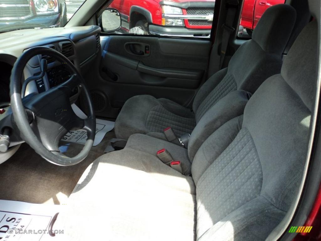 1998 S10 LS Extended Cab - Medium Red Metallic / Gray photo #4