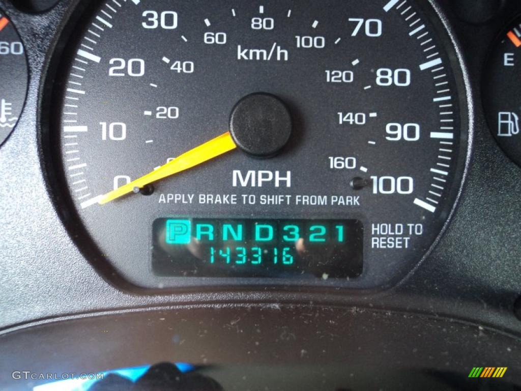 1998 S10 LS Extended Cab - Medium Red Metallic / Gray photo #5