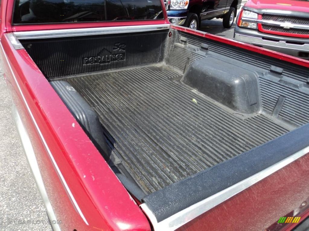 1998 S10 LS Extended Cab - Medium Red Metallic / Gray photo #14