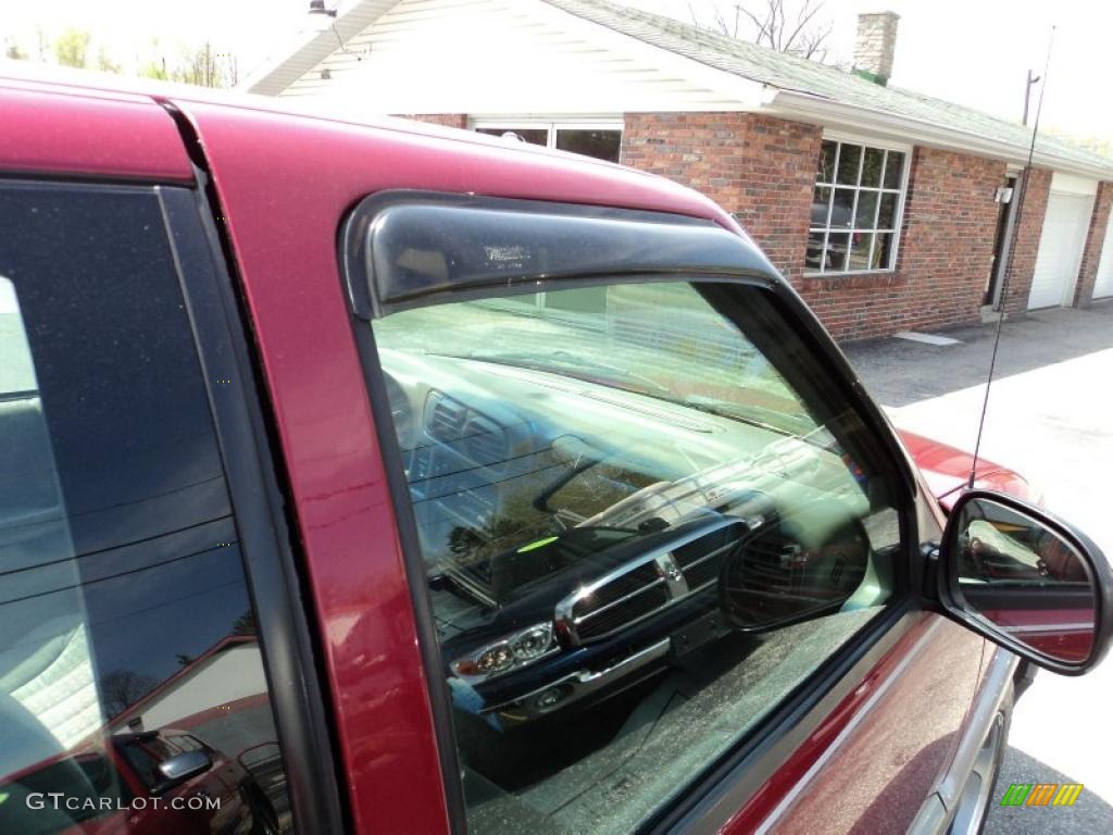 1998 S10 LS Extended Cab - Medium Red Metallic / Gray photo #17