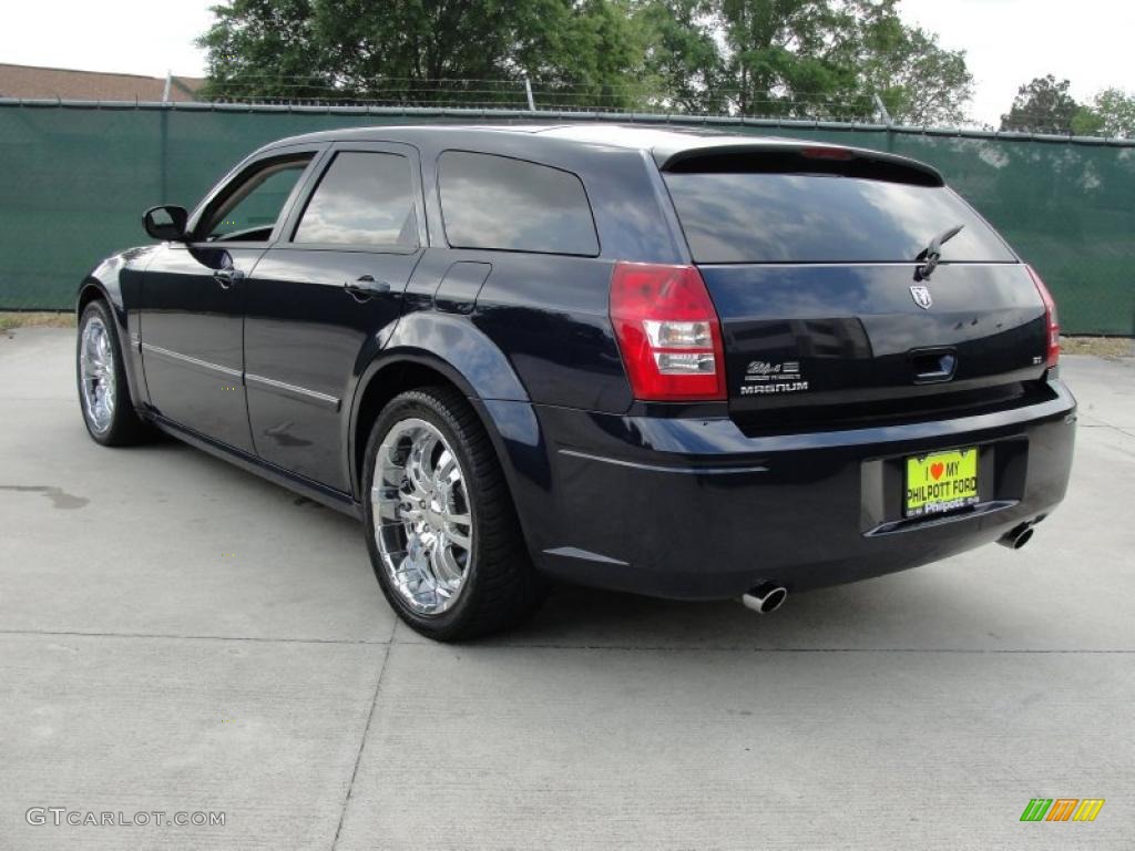 Midnight Blue Pearl 2005 Dodge Magnum R/T Exterior Photo #48384455