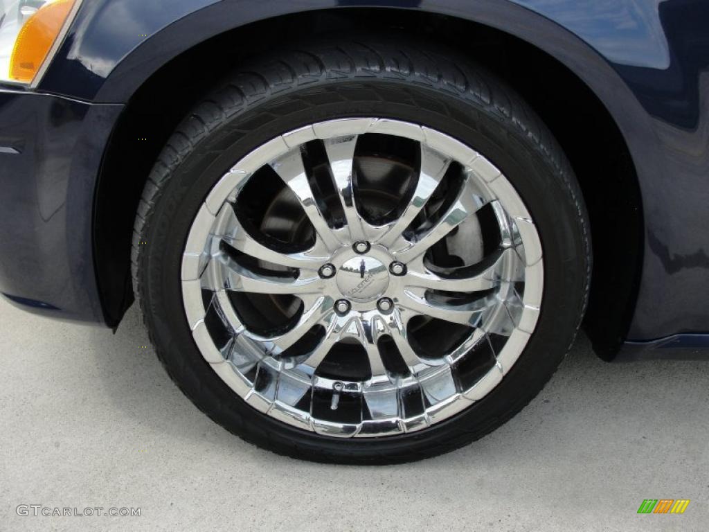 2005 Dodge Magnum R/T Custom Wheels Photo #48384506