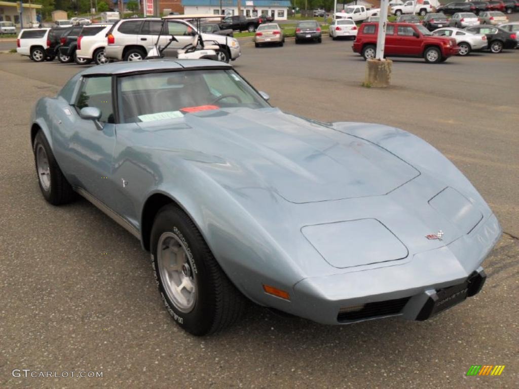 1977 Corvette Coupe - Light Blue / Blue photo #5