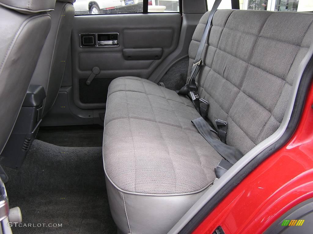 1992 Cherokee Sport 4x4 - Red / Gray photo #7