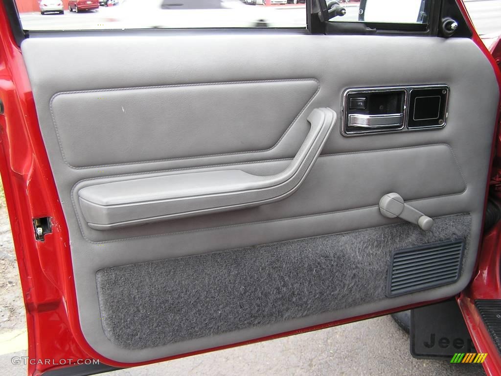 1992 Cherokee Sport 4x4 - Red / Gray photo #12