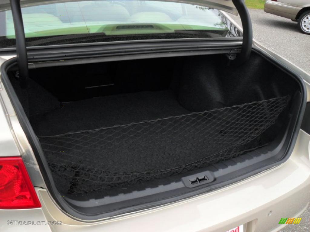 2008 Buick Lucerne CXS Trunk Photo #48386496