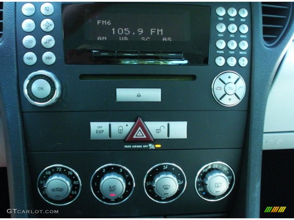 2007 Mercedes-Benz SLK 280 Roadster Controls Photo #48388545