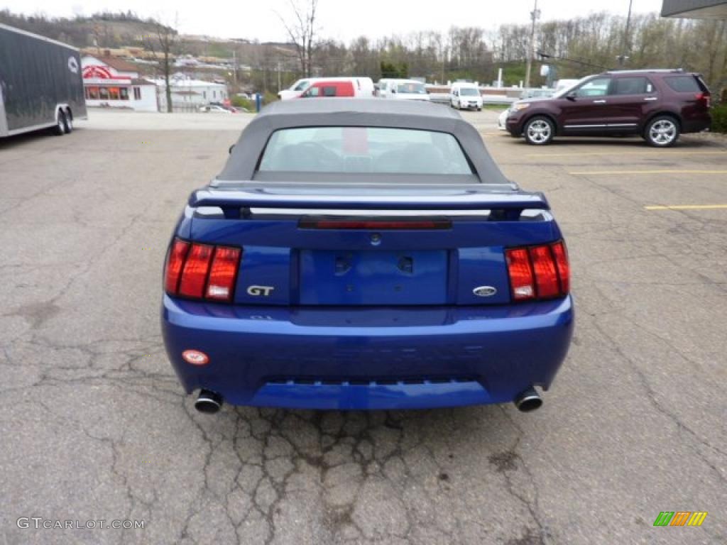 2004 Mustang GT Convertible - Sonic Blue Metallic / Dark Charcoal photo #3
