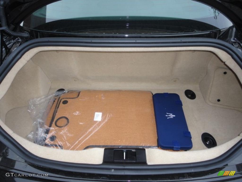 2011 Maserati GranTurismo S Automatic Trunk Photo #48389106