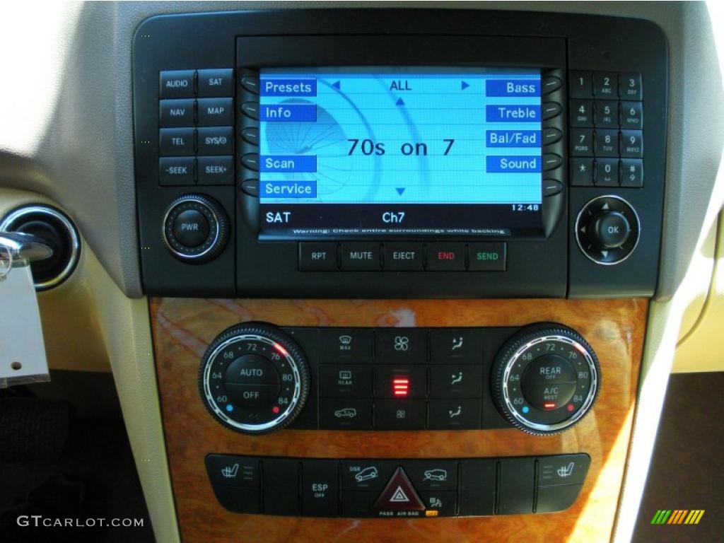 2008 Mercedes-Benz ML 350 4Matic Controls Photo #48389223