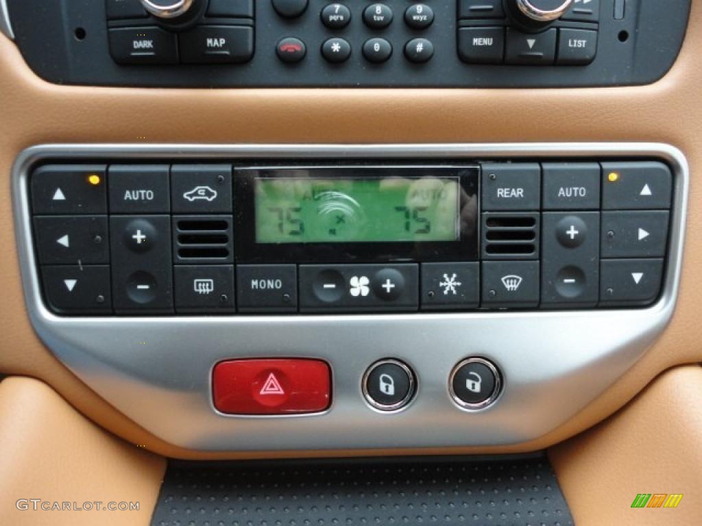 2011 Maserati GranTurismo S Automatic Controls Photo #48389586