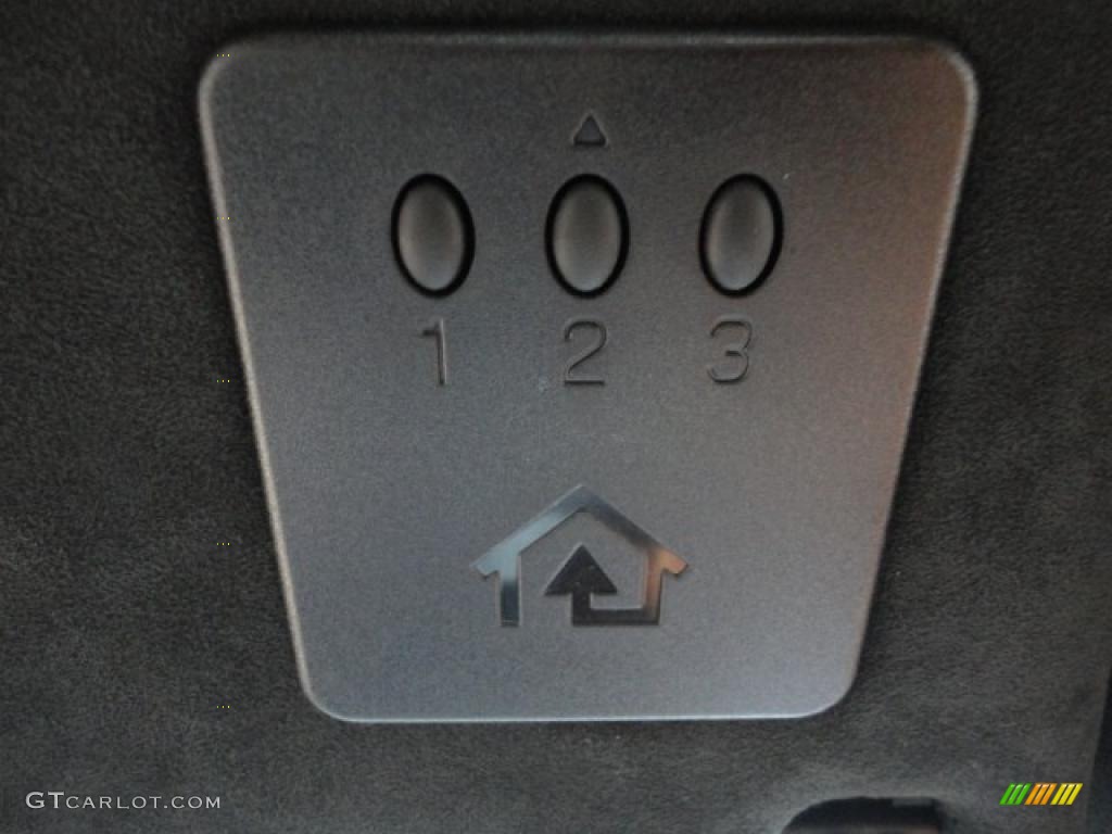 2011 Maserati GranTurismo S Automatic Controls Photo #48389637