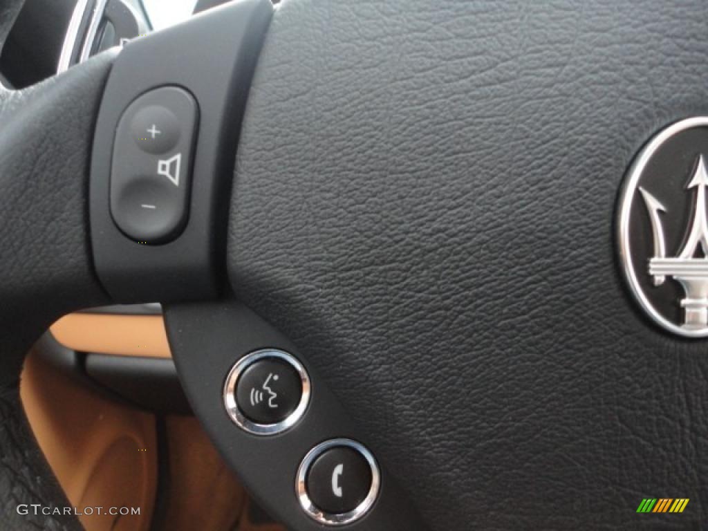 2011 Maserati GranTurismo S Automatic Controls Photo #48389673