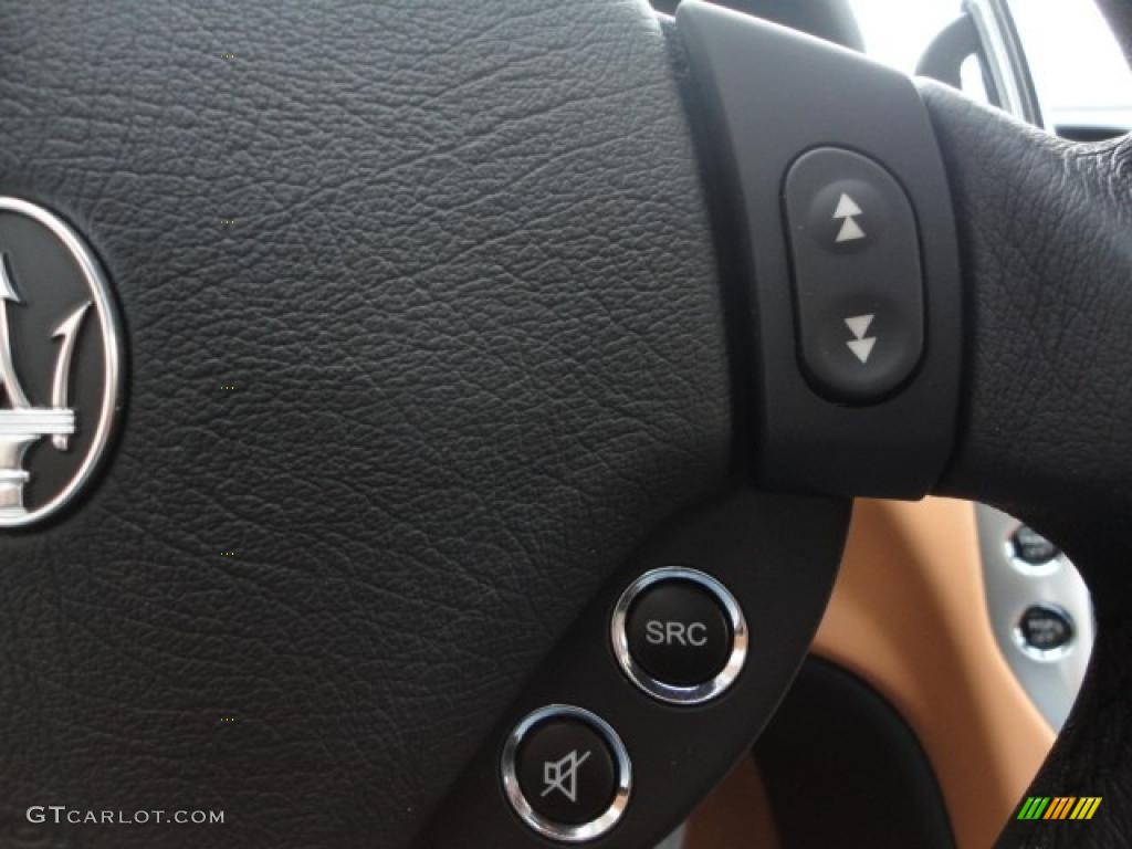2011 Maserati GranTurismo S Automatic Controls Photo #48389721