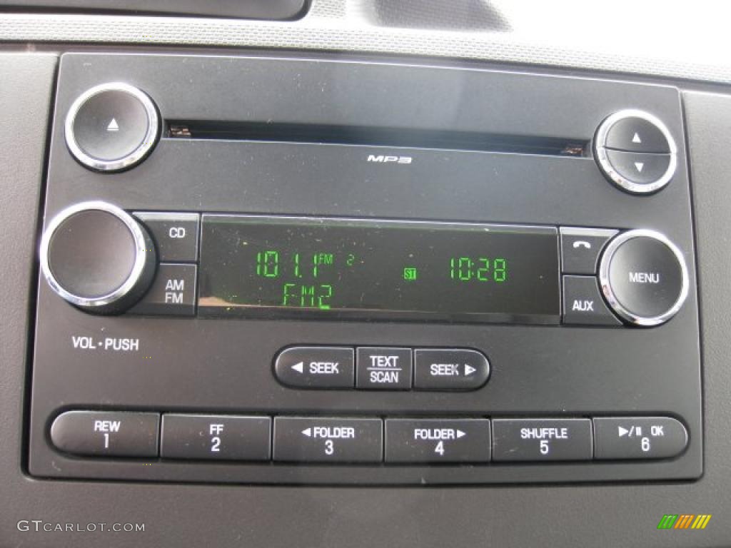 2009 Ford E Series Van E150 XLT Passenger Controls Photo #48390915