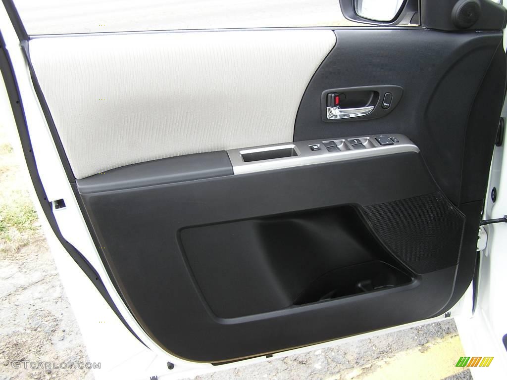 2008 MAZDA5 Touring - Crystal White / Sand photo #13