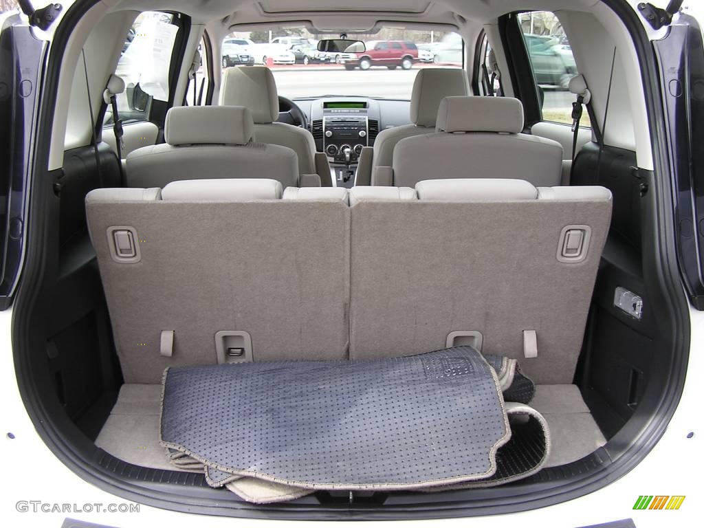 2008 MAZDA5 Touring - Crystal White / Sand photo #14