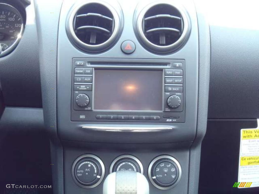 2011 Rogue SV - Silver Ice Metallic / Black photo #8