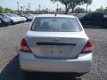 Brilliant Silver Metallic - Versa 1.6 Sedan Photo No. 3