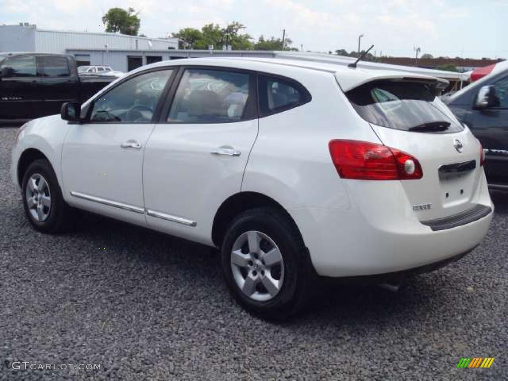 2011 Rogue S - Pearl White / Gray photo #2