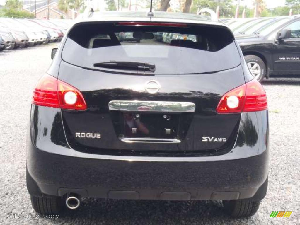 2011 Rogue SV AWD - Wicked Black / Gray photo #3