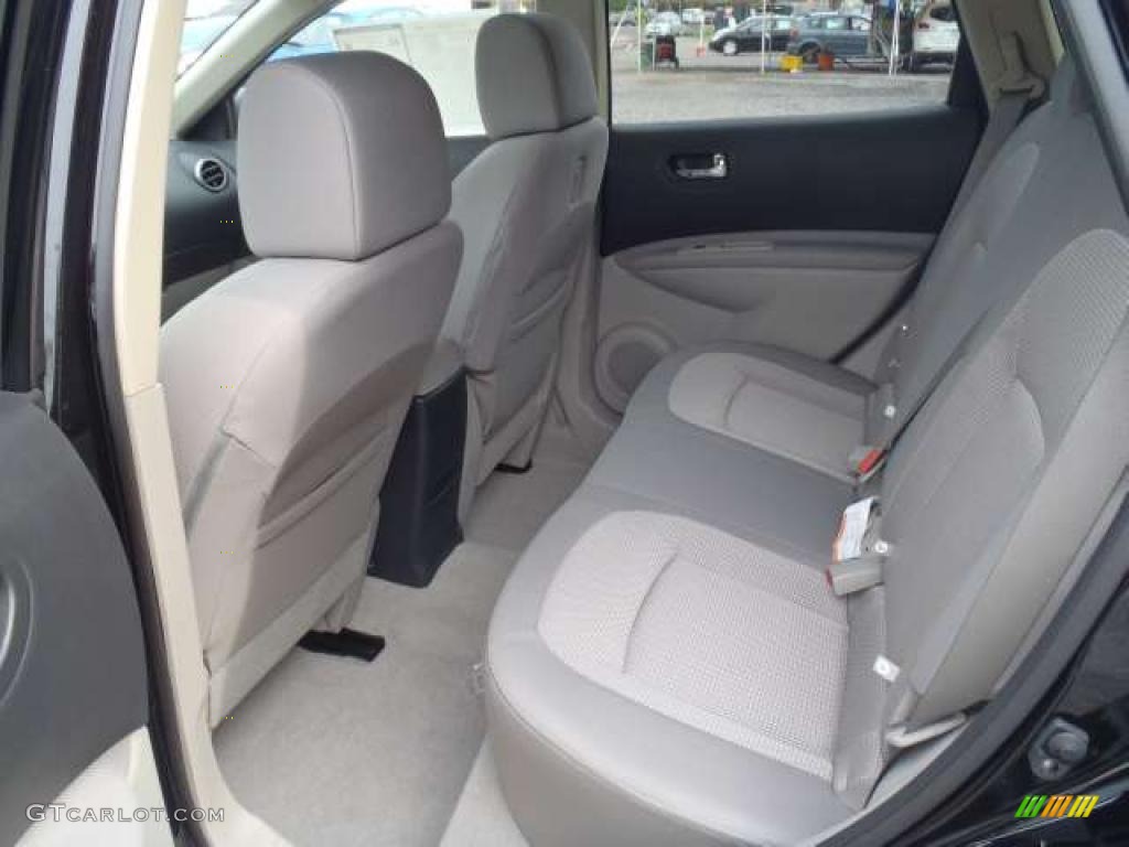 2011 Rogue SV AWD - Wicked Black / Gray photo #10