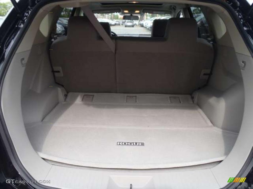 2011 Rogue SV AWD - Wicked Black / Gray photo #11