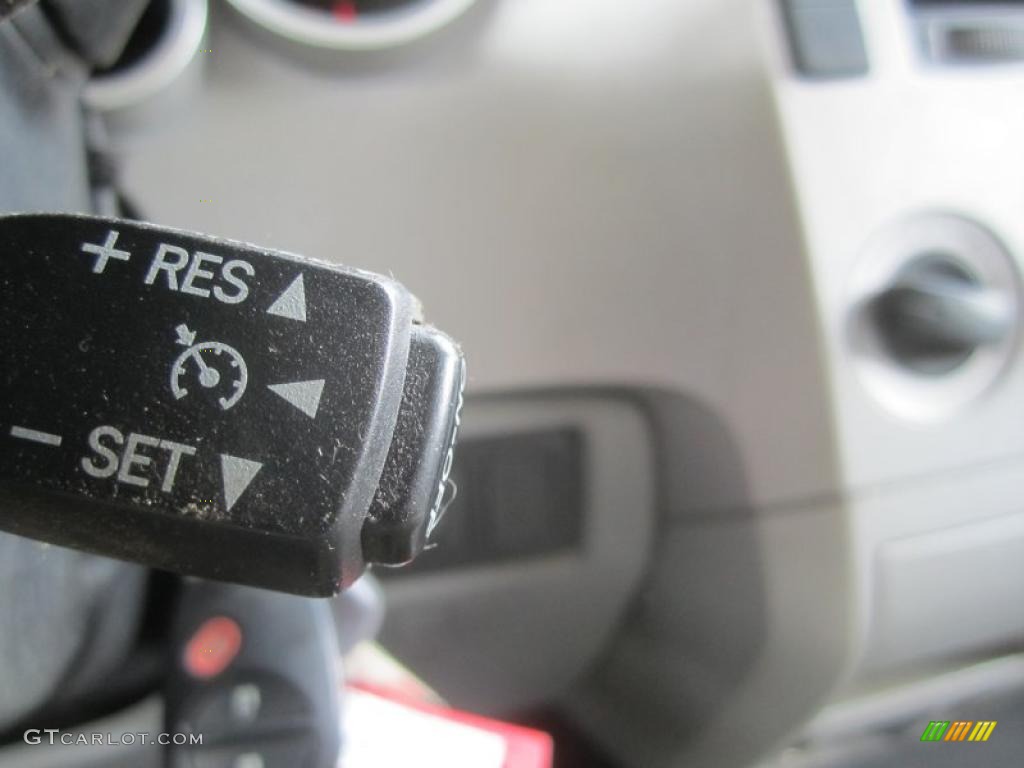 2008 Tundra Double Cab 4x4 - Super White / Graphite Gray photo #26