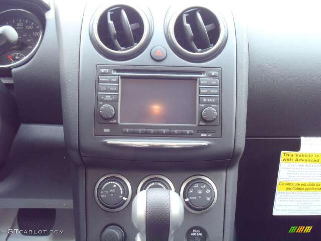 2011 Rogue SL - Silver Ice Metallic / Black photo #8