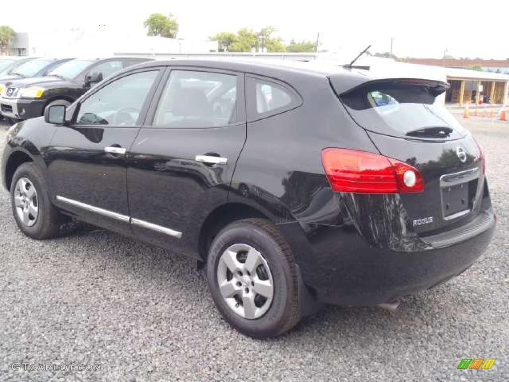 2011 Rogue S - Wicked Black / Black photo #2