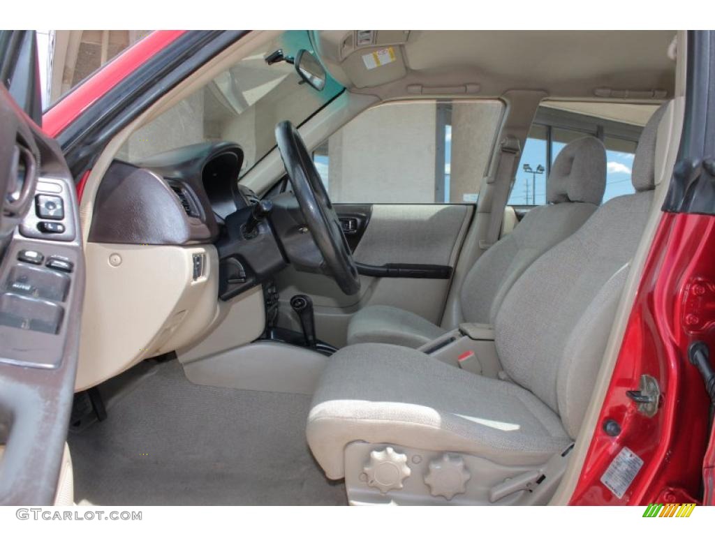Beige Interior 2002 Subaru Forester 2.5 L Photo #48396771