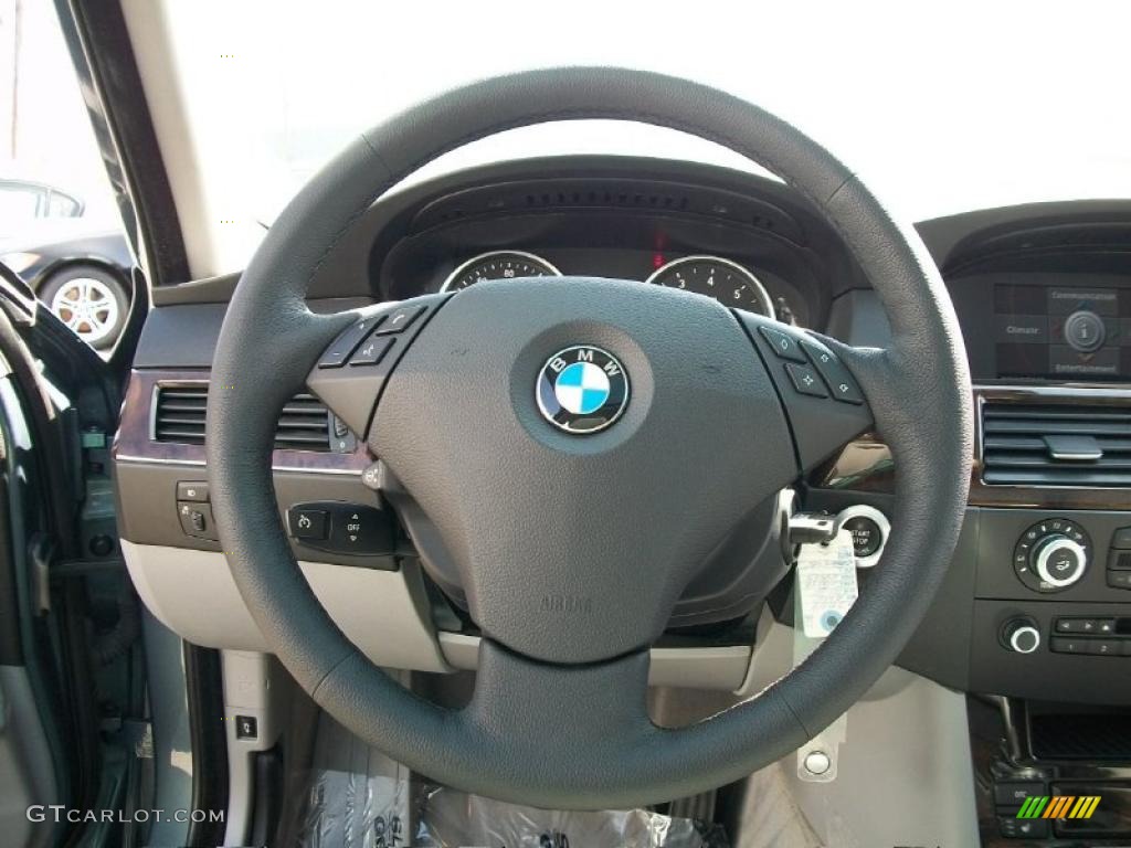 2009 BMW 5 Series 528i Sedan Grey Dakota Leather Steering Wheel Photo #48397152