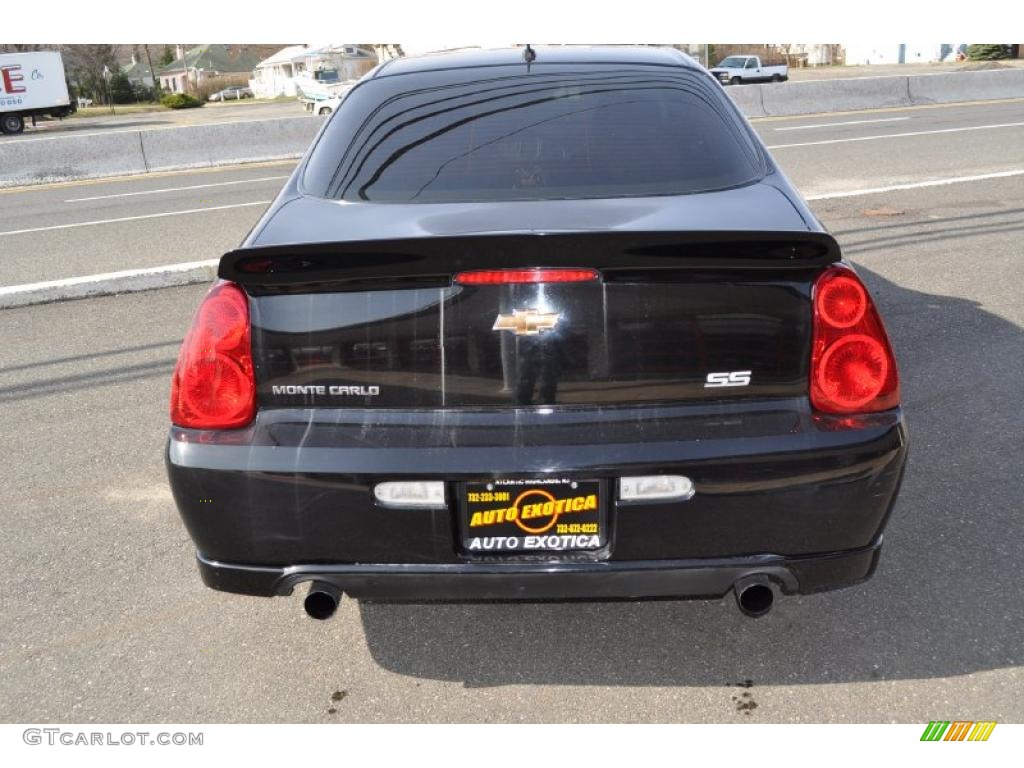 2006 Monte Carlo SS - Black / Ebony photo #23