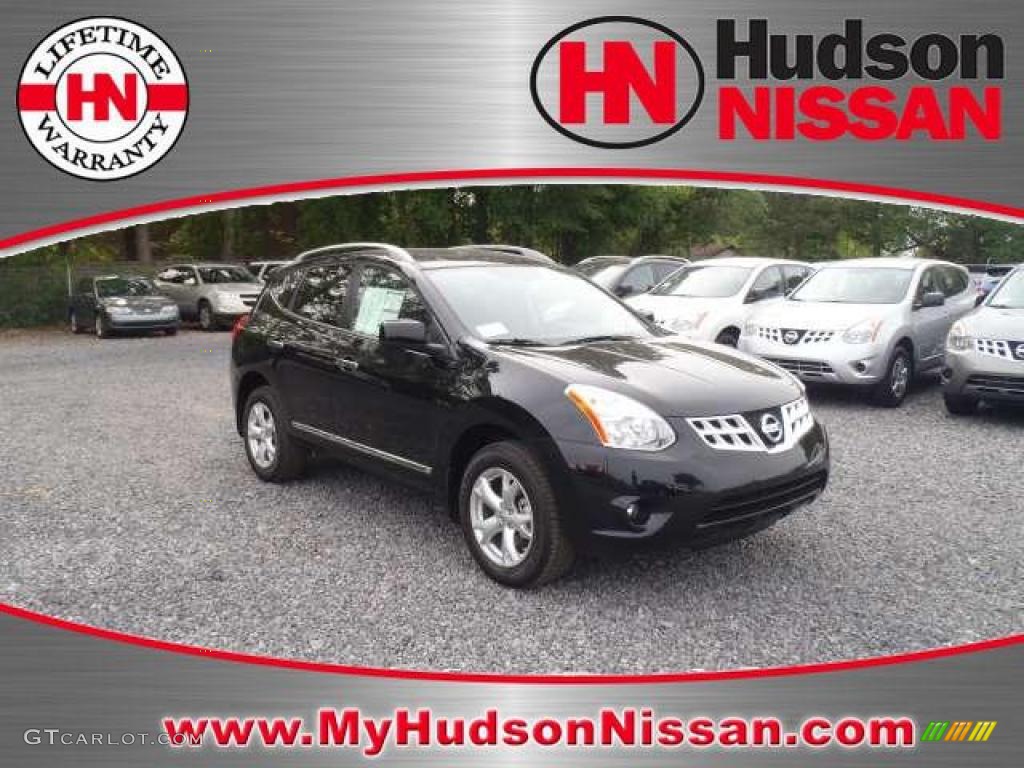 2011 Rogue SV - Wicked Black / Black photo #1