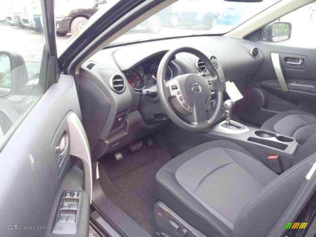 2011 Rogue SV - Wicked Black / Black photo #5