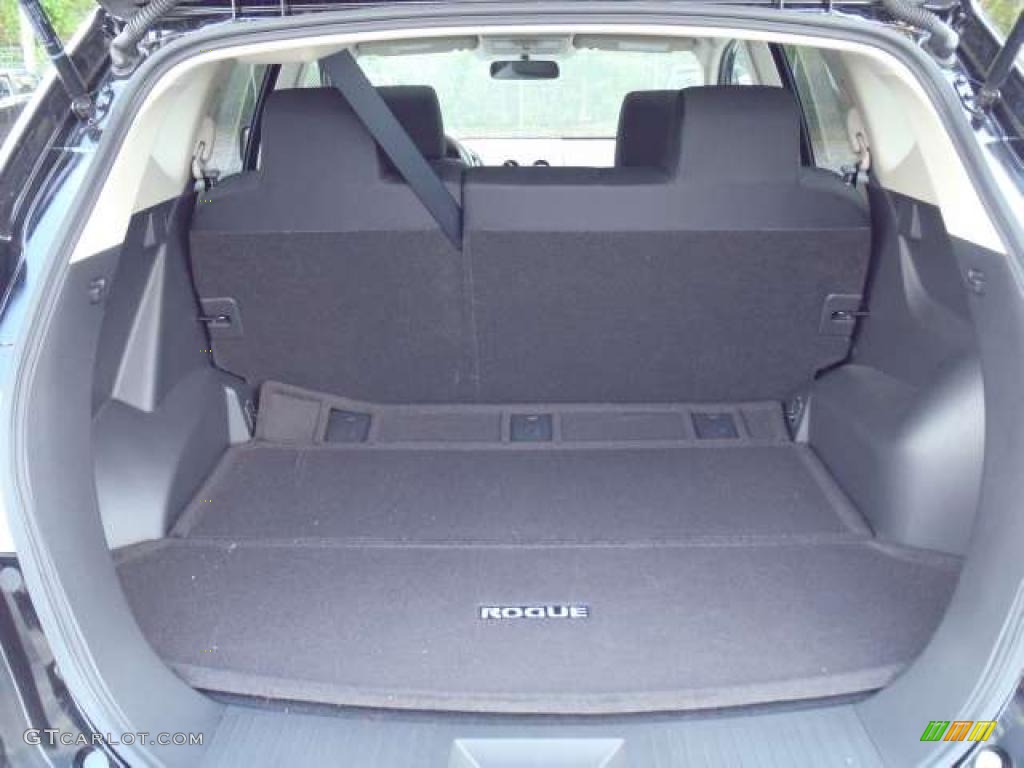 2011 Rogue SV - Wicked Black / Black photo #10